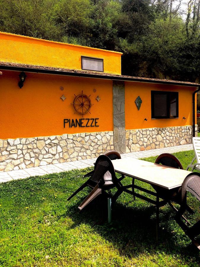 Agriturismo Pianezze Vila Grotte di Castro Exterior foto
